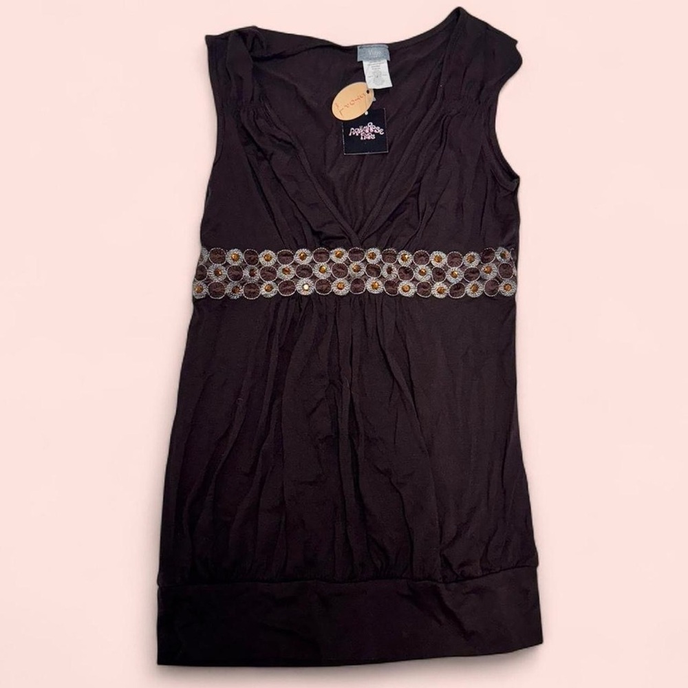 Vizio Women's Black Sleeveless Top with Beaded Detail